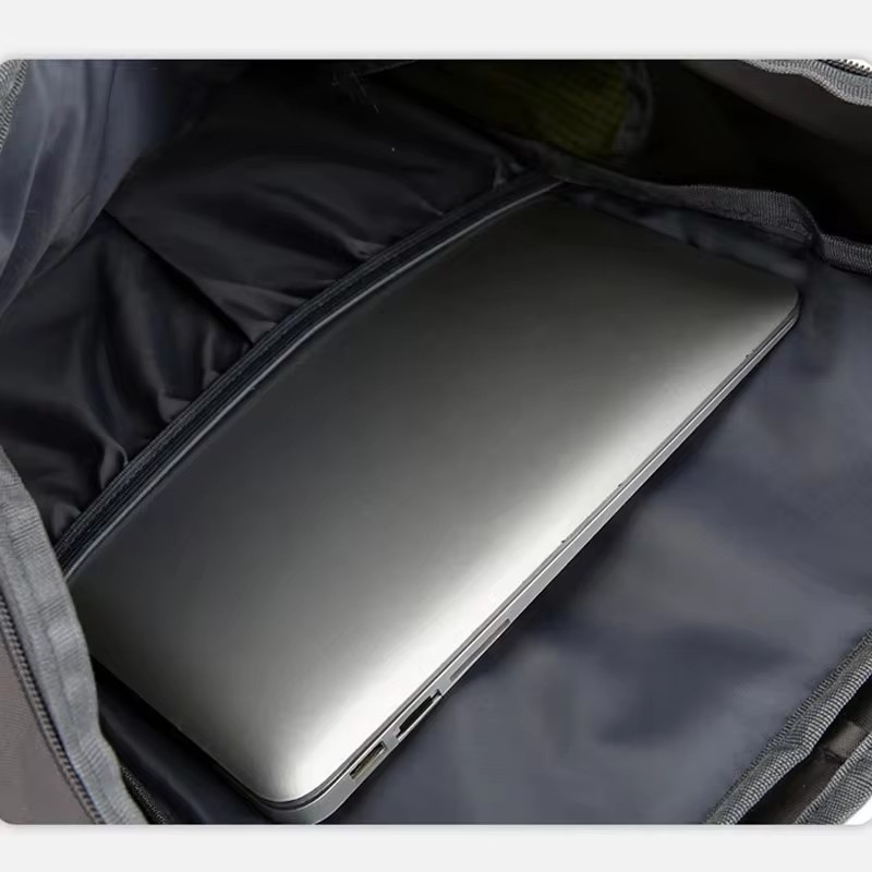 Вместительный водонепроницаемы – обзор и цена Outdoor Adventure Backpack